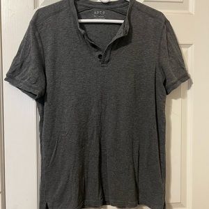 Apt. 9 Men’s Grey Buttoned T-Shirt